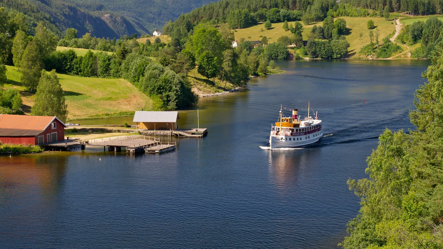 M/S Henrik ibsen ved strengen brygge